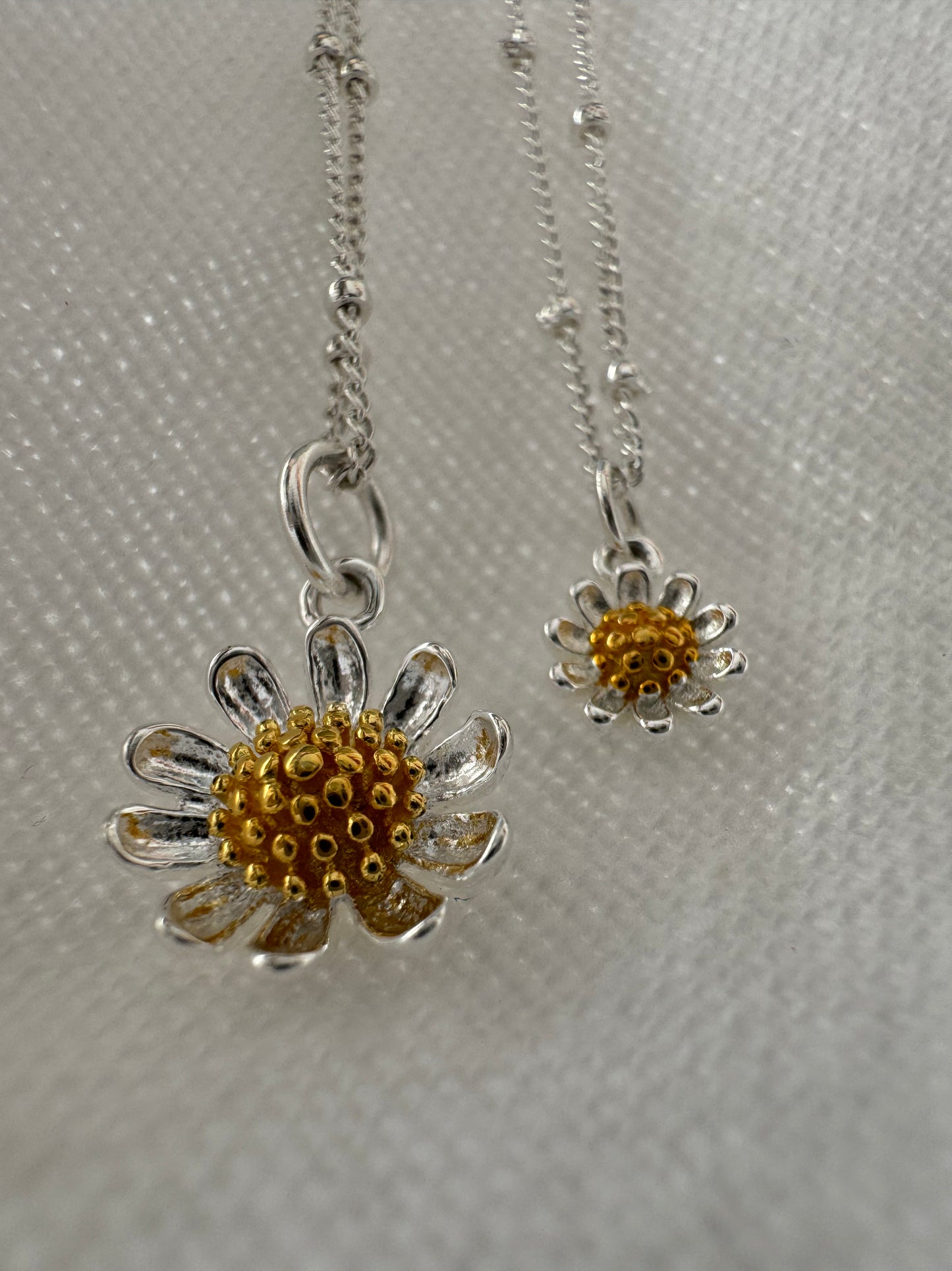 Sterling Silver Daisy Necklace