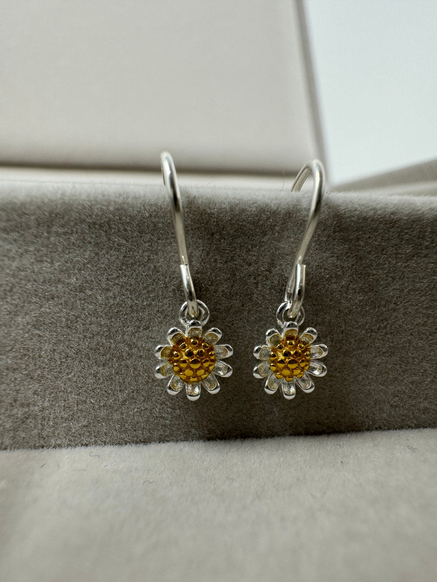 Sterling Silver Daisy Earrings